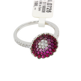 004_06_ 750er Weißgoldring mit einem blütenförmigen Ringkopf besetzt mit Brillanten, Rubinen und pinken Saphiren